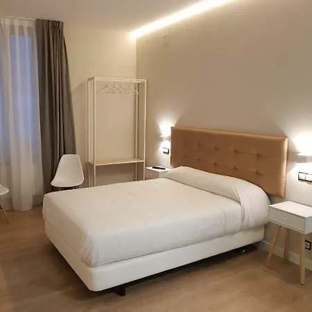 Art Guest house 3*